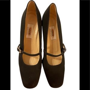 BLACK TALBOT’S ITALIAN HEELS IN SIZE 7N